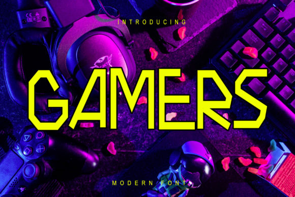 Gamers: A Bold Display Font for Editorial Impact